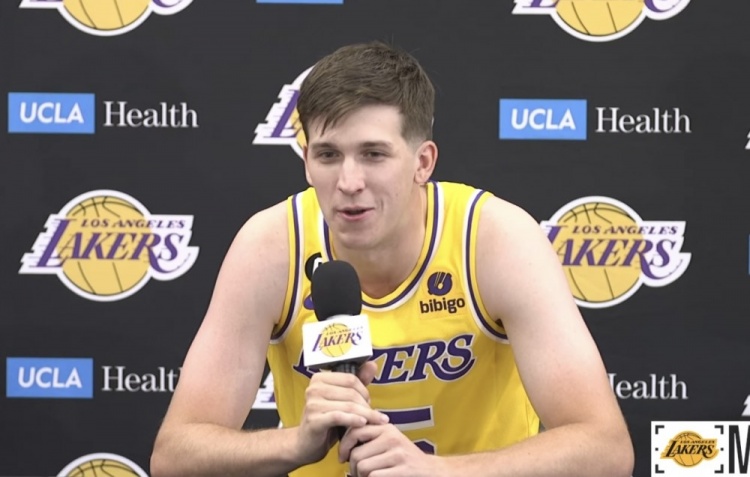 想过打首发吗?里夫斯:成为首发超级酷 但那不是我关注的重点