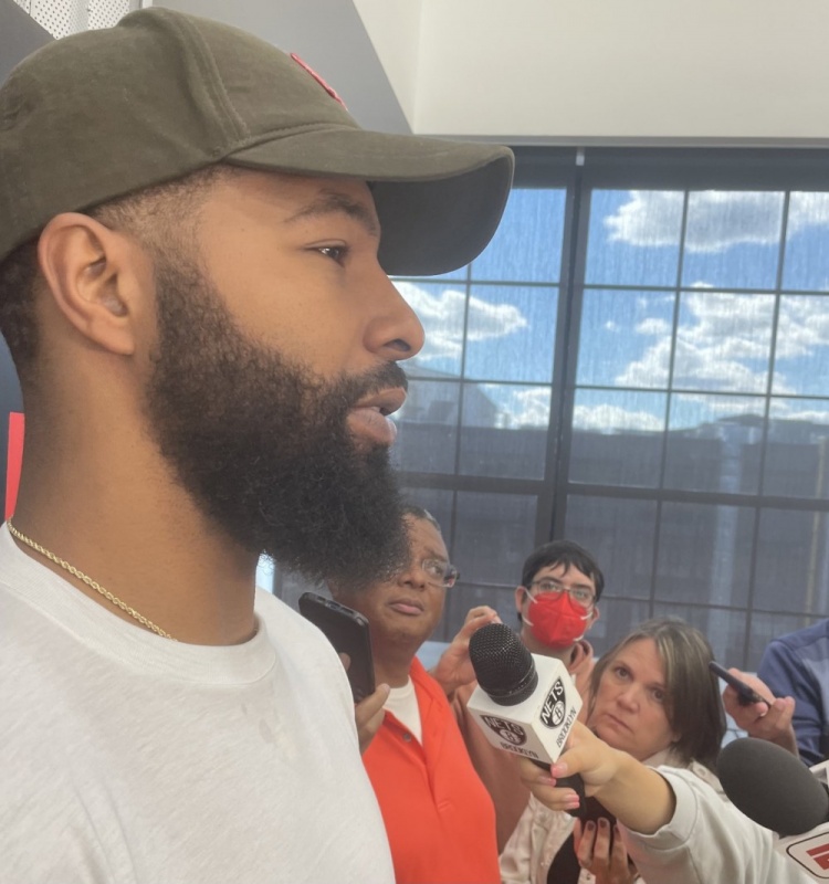 大莫谈上赛季篮网:他们不觉得自己软 但外界都认为他们软