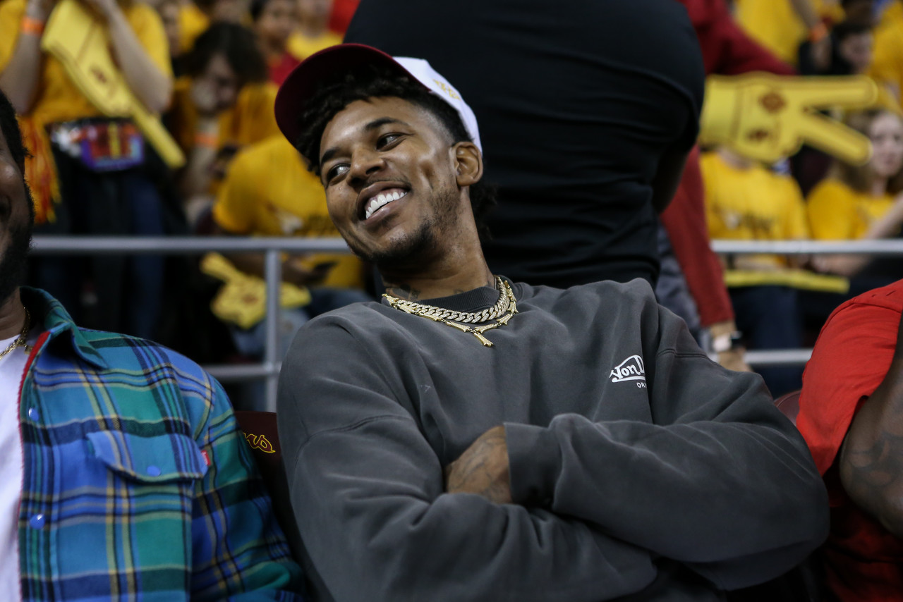 ?最想跟NBA哪位球员打拳击赛?尼克-杨:德安吉洛-拉塞尔