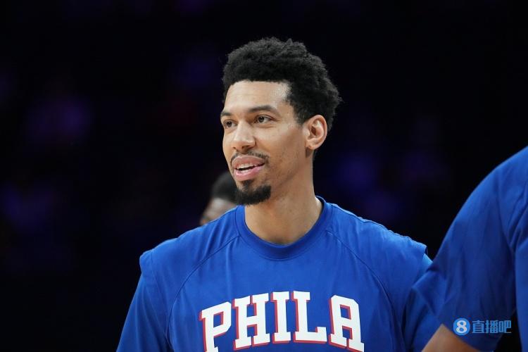 美记：丹尼-格林对加盟灰熊感到兴奋 不认为灰熊会马上交易他