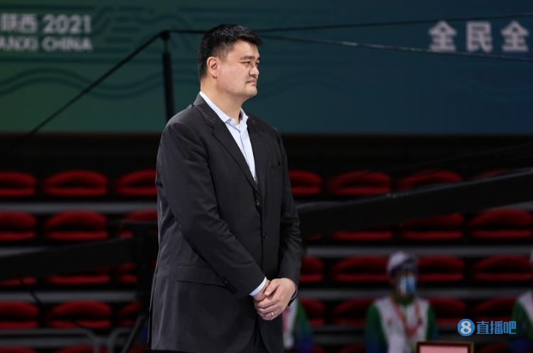 杨毅：不同意中国篮球的问题赖篮协这个说法