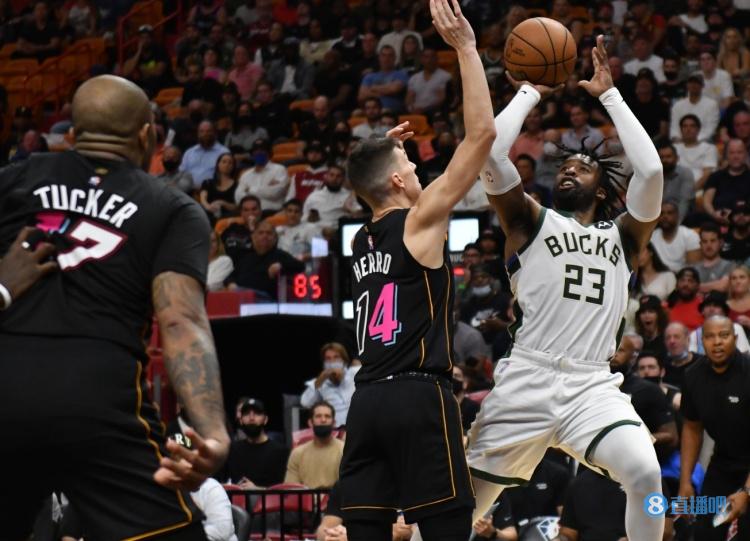 近10年谁进三分最多?库里2745个一骑绝尘 竟多出第2近500个?