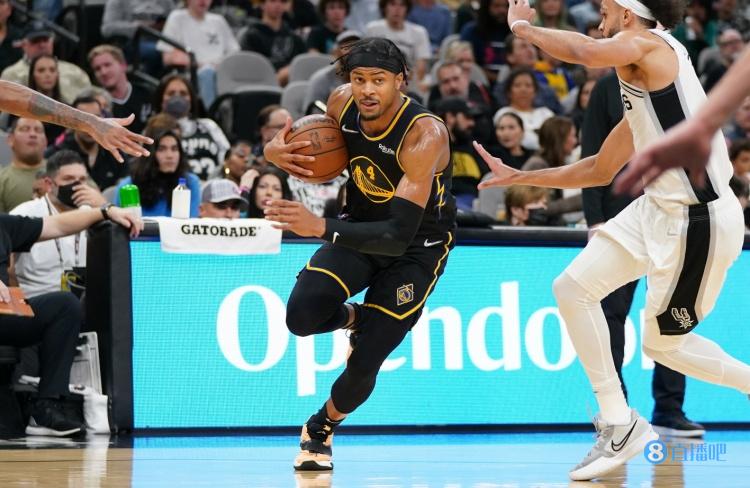 科尔谈穆迪：他的目标是要打进轮换阵容 他有很好的机会