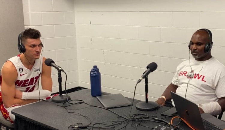 季后赛没打好?希罗:部分原因是我发现即将迎来第二个孩子