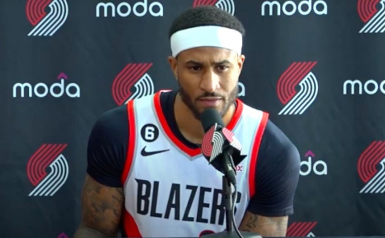 小佩顿：利拉德和库里都有想赢球的心态 他们投篮方式&距离都一样