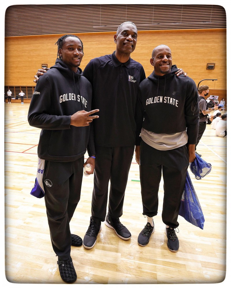 ?库明加&伊戈达拉在官方活动中遇见穆大叔