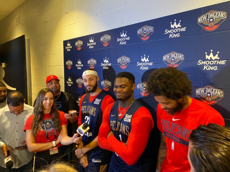 锡安：季后赛G2大胜太阳后第一想法是庆祝 但CJ让我们回更衣室