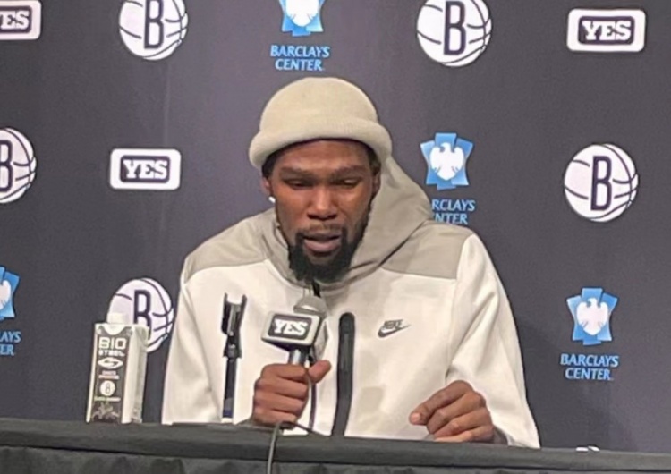 KD谈本西：肯定希望他更有侵略性 从现在起他只会变得更好