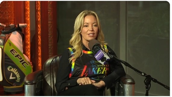 珍妮-巴斯：大家都不关注库班&拉科布顾问团 却对湖人如此着迷