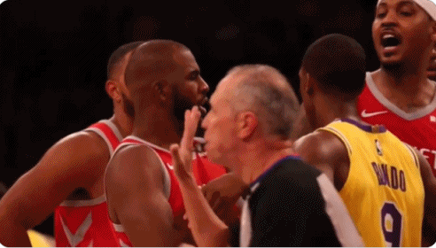 ?四年前的今天：隆多&保罗大打出手 ?莺歌突然一拳挥向保罗