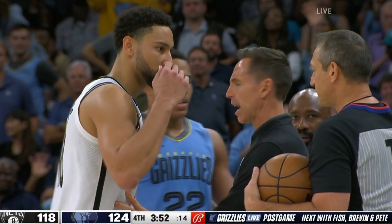 被针对了!莫兰特滚球20秒 西蒙斯轻碰一下吃到个人第6犯被罚出场