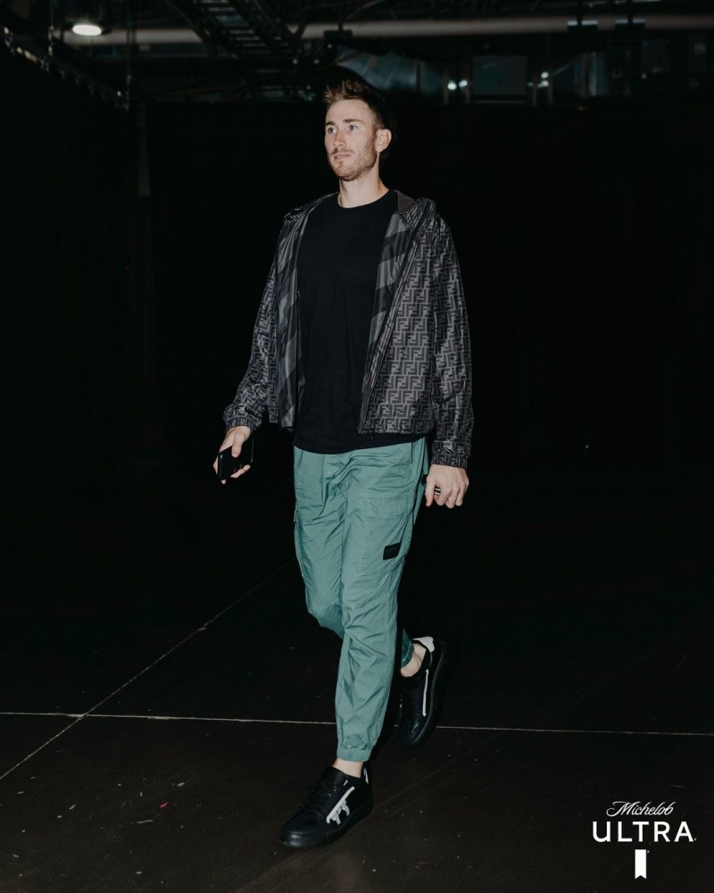 【NBA球员穿搭】脱了球衣你还认识吗？穿搭比赛谁是今日最佳?