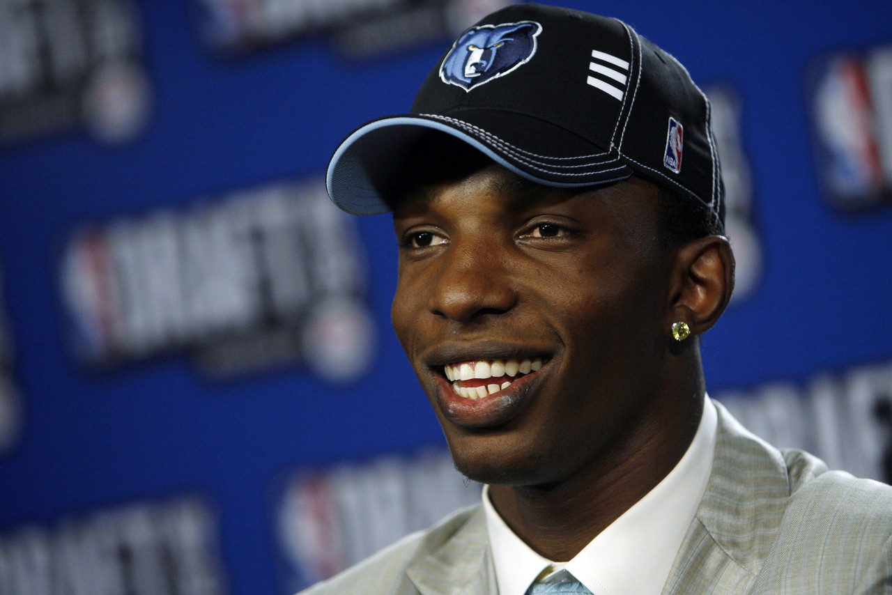 官方:四川男篮与2009年NBA榜眼秀塔比特完成签约