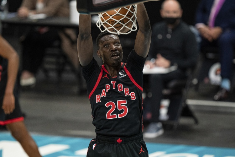 布歇:希望我们尽快解决替补得分的问题 跟上首发球员并赢下比赛