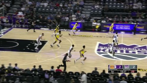 ?福克斯17分 詹姆斯12分 威少伤退 国王双杀湖人4连胜季前收官