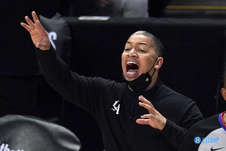 开季2胜4负!卢:我们现在不是一支优秀球队 但也不会垂头丧气