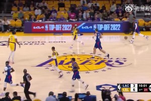 ?小卡复出14+7 祖巴茨14+17+5帽 詹姆斯20+10+6 湖人惜败快船