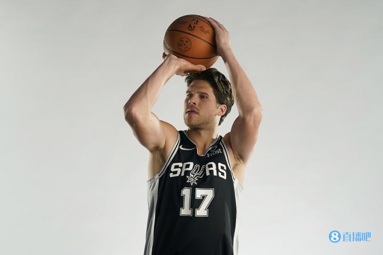 各队薪资&最贵球员:勇士薪水第1 湖人威少最贵 马刺最高薪1300W