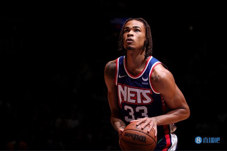 纳什:克拉克斯顿的罚球有了进步 休赛期他有在很努力地去练