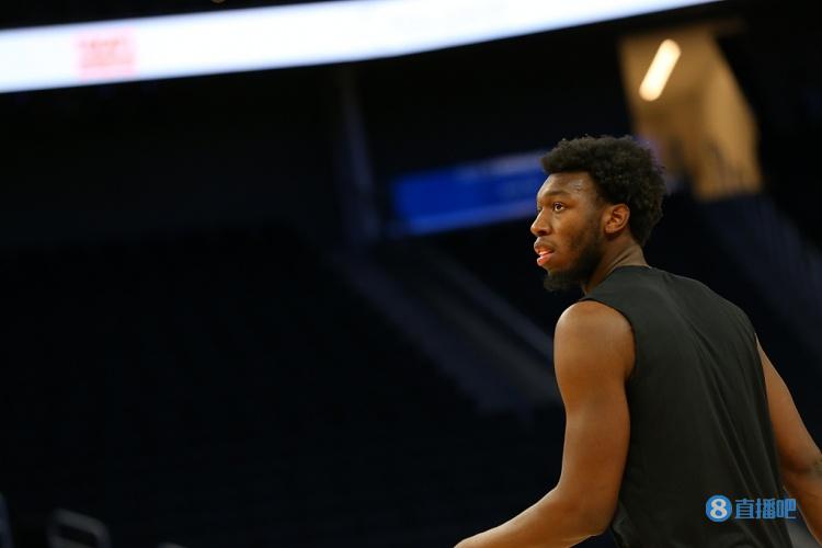 科尔：怀斯曼是本场最佳 他比赛感觉更好了 付出的努力收到了回报