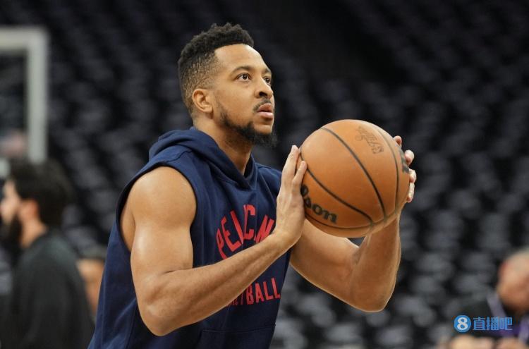 CJ打趣:我是不错的传球手 但球队付我钱只是让我去得分