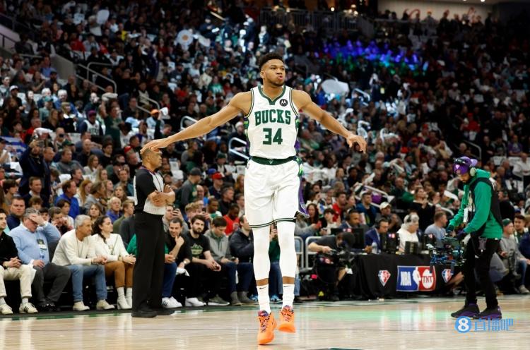 字母哥:球队防守是现象级的 大洛佩斯给恩比德制造了不小麻烦