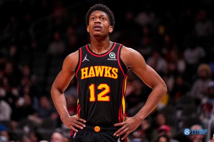 4年9500万!老鹰官方:球队正式与德安德烈-亨特完成提前续约