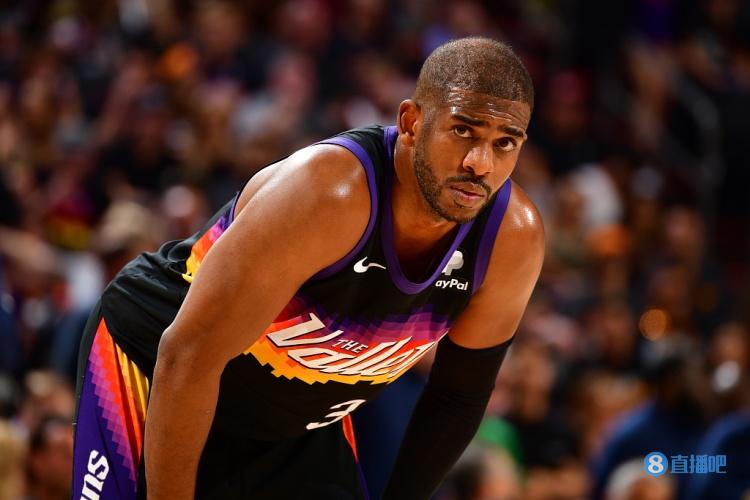 保罗生涯得到至少20000分且送出11000助攻 NBA历史首人！