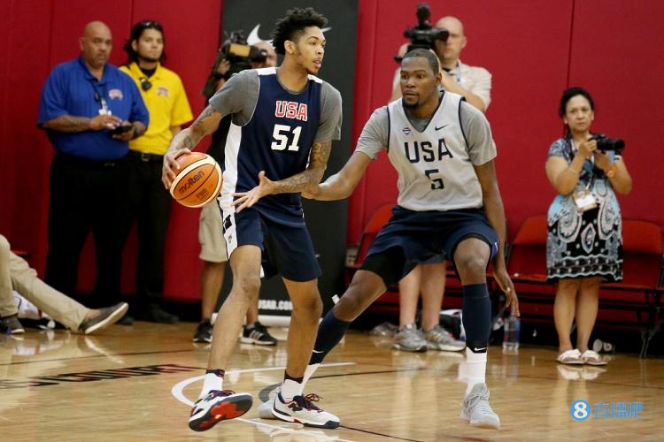 文胖:英格拉姆是我所见过最接近KD的球员 一进入状态完全没法防