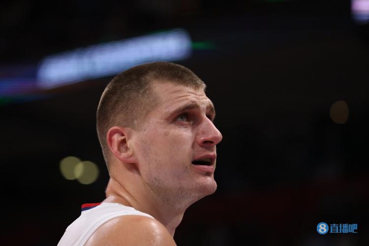 蒙特-莫里斯谈约基奇：他不玩社媒这很酷 总会为下场比赛做好准备