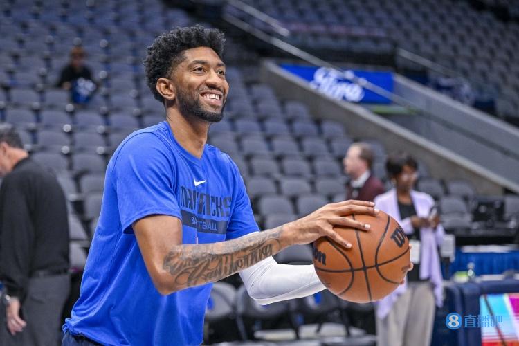 基德:伍德能与克莱伯搭档打内线 加上077我们有一个很高的阵容