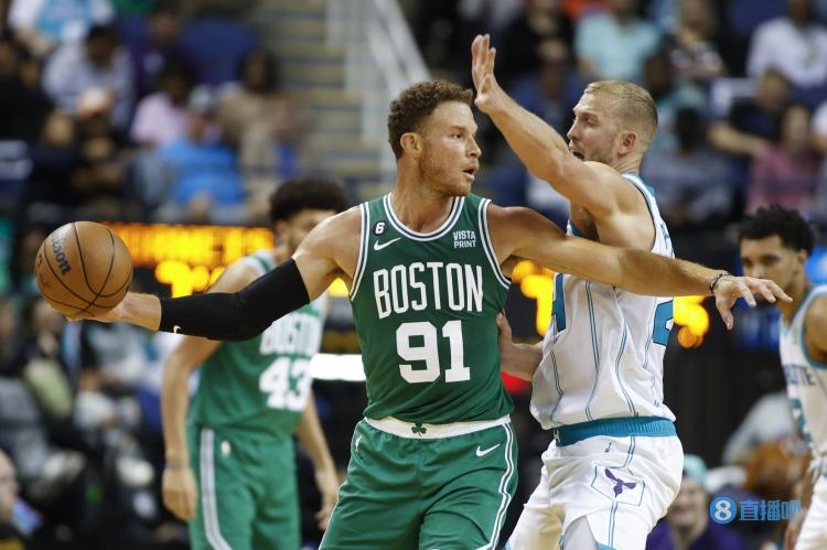 里弗斯谈格里芬：他这样的球星愿意变为角色球员 这真的很不寻常