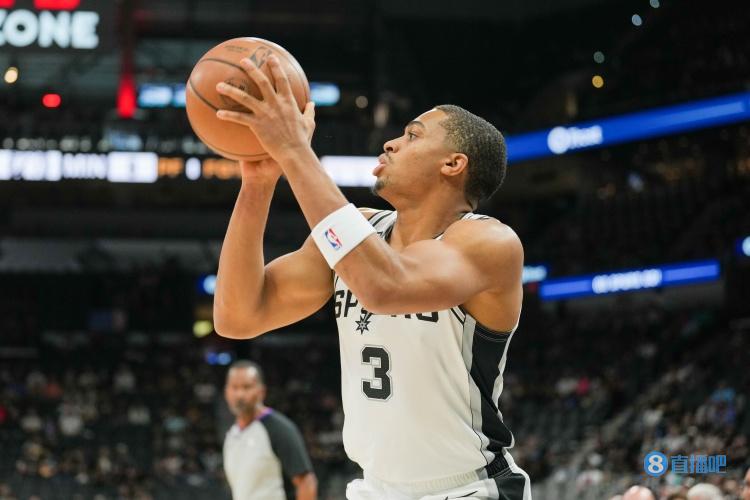 凯尔登:我这场特别想赢森林狼 我们全队都信任彼此