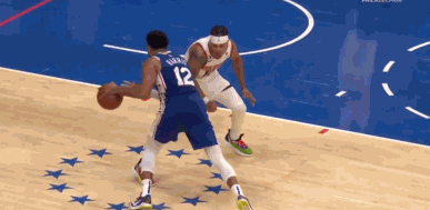 达米安-李拉拽托拜亚斯-哈里斯肩膀吃到一级恶意犯规