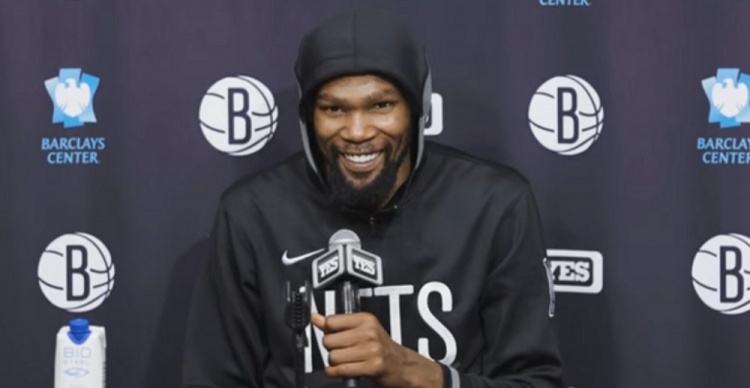 KD谈赛前“挑衅”尼克斯小球迷:两支球队是死敌 见一次?一次