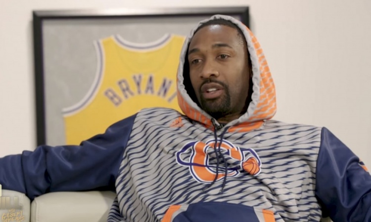 阿里纳斯:库里能打无球但普尔传球不行 普尔若首发会让库里受罪