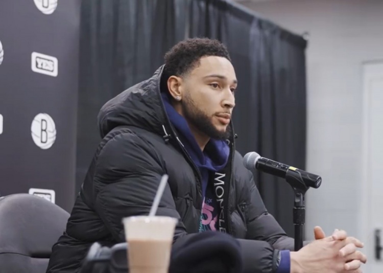 西蒙斯:我们让76人进太多三分了 防守没能防住自己的人