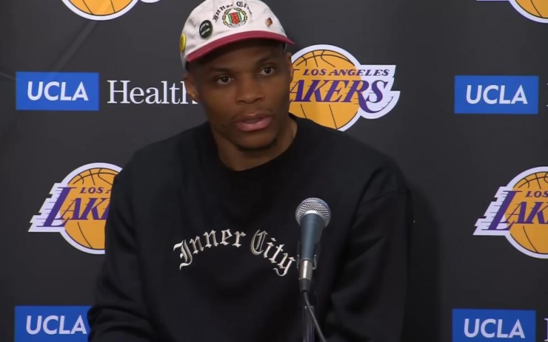 被肘出血还吃T?威少:我也疑惑着呢 会向联盟询问下