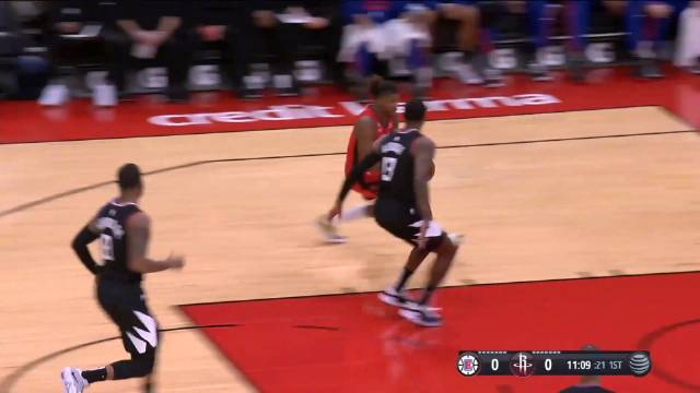 ?乔治22+8+5 格林25+6+7 波特20+7 快船6人上双三杀火箭