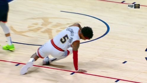 ?兰德尔34+11 穆雷21+9+6 约基奇缺阵 尼克斯险胜掘金