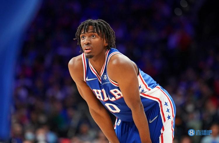 马克西:末节大家没得到好的投篮机会责任在我 这是糟糕的失利