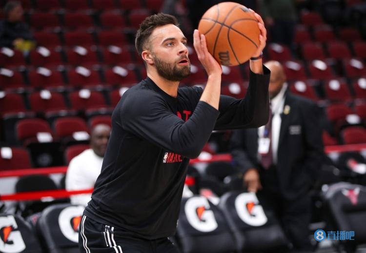 斯特鲁斯谈遭绝杀:我经历过最长的6秒钟 以为开拓者也会叫暂停