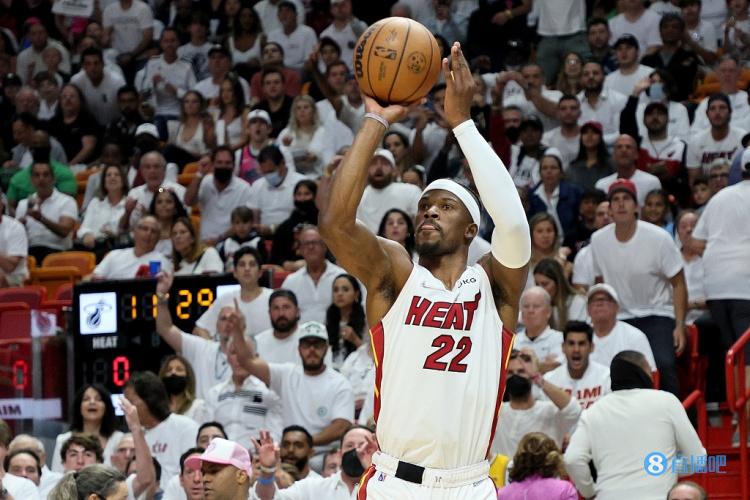 巴特勒：我自认为是很棒的得分手 但我喜欢队友参与到进攻中来