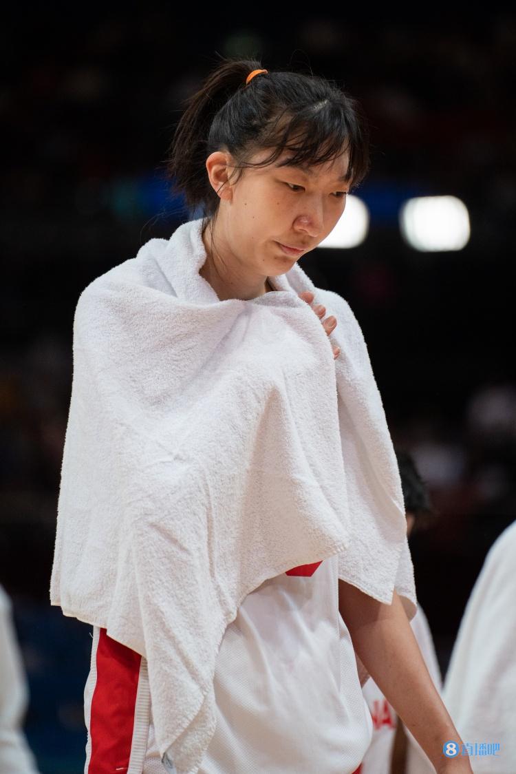 韩旭：要加强对抗和体能 在WNBA时和队友们开开玩笑慢慢就熟了