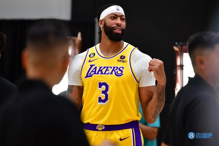 浓眉:背伤的问题每天都在好转 我计划出战背靠背比赛