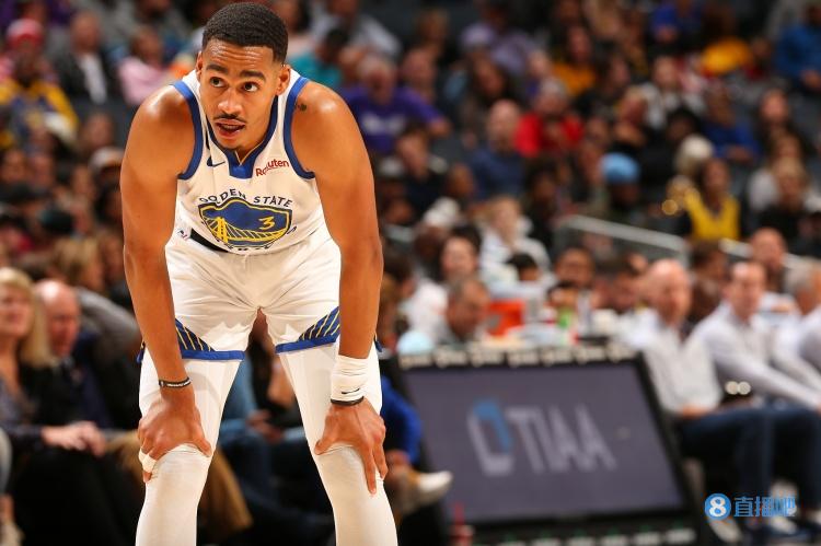 状态不佳!普尔12中4&三分5中1得到11分 失误4次&正负值-10