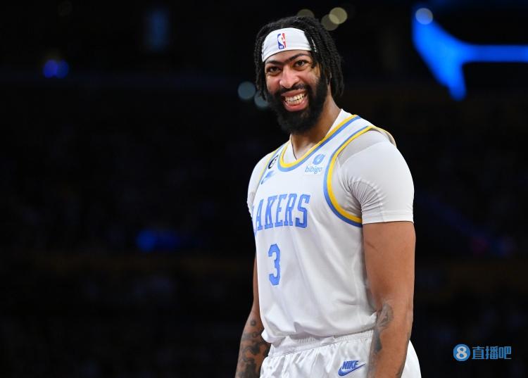 健康的他很强！浓眉本赛季至今场均至少2盖帽2抢断 联盟唯一！