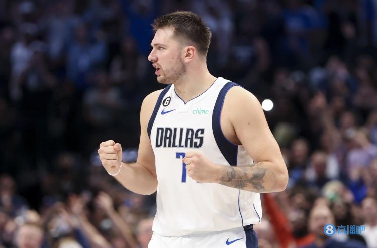 错失绝杀！东契奇22分9板8助准三双 半场压哨三分踩线