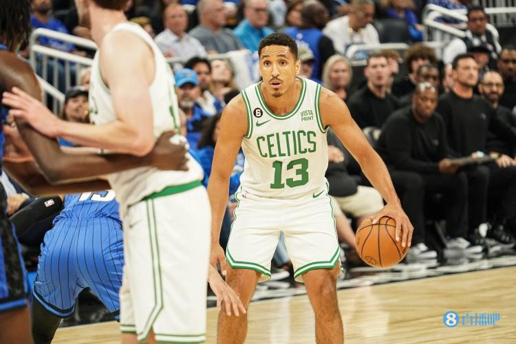 杰弗森:喜欢本赛季的布罗格登 已经等不及绿军意识到他是首发