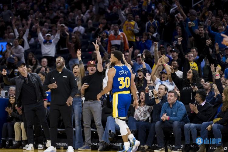 做饼师傅!库里常规赛第10次单场送出15次助攻 生涯纪录是16个